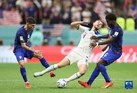 西乙队长数据光鲜，泰山一脚踢在钢板上