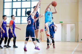 美媒：哈登和特雷杨该互换东家，提供3换1交易方案，老鹰关注浓眉