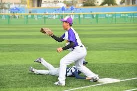 意媒：米兰派球探现场考察亨克18岁前腰卡雷察斯