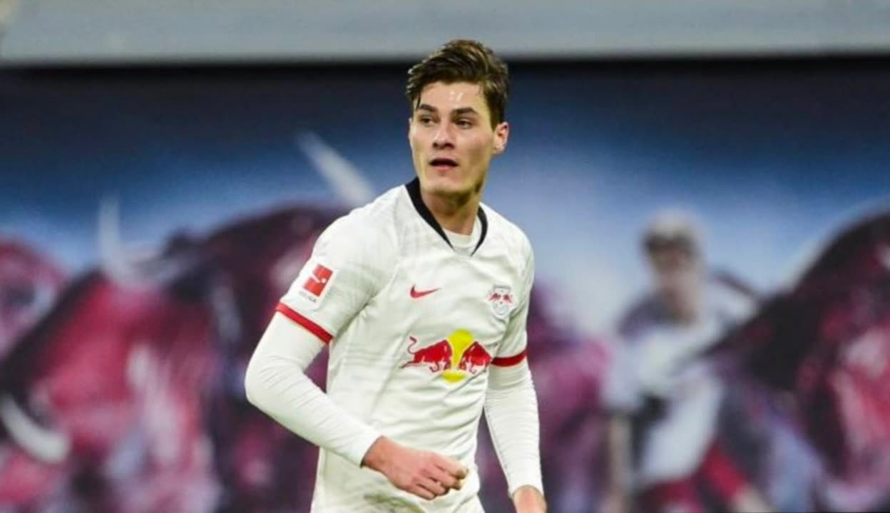 意甲：国际米兰5比1轻取体育米兰 暂居积分榜榜首